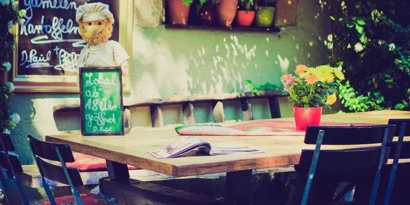 当孔子成为表情包：网络社区如何解构与再造传统文化IP