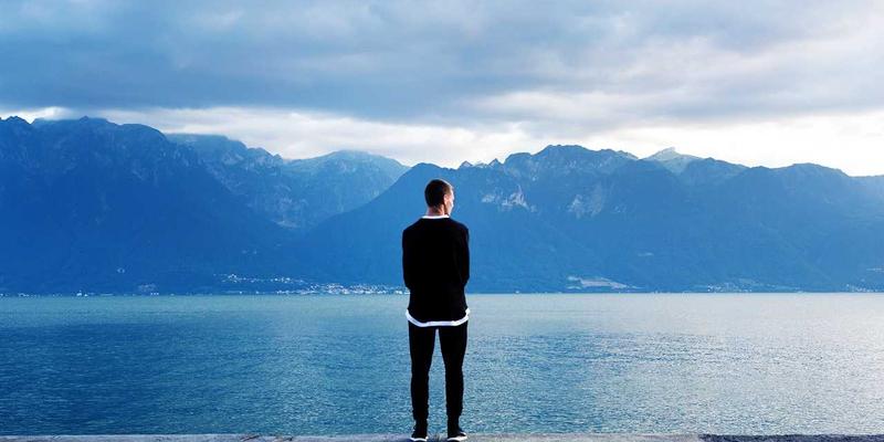 社交平台与兴趣社区中的米姆谈：企业如何系统化管理迷因营销风险与收益