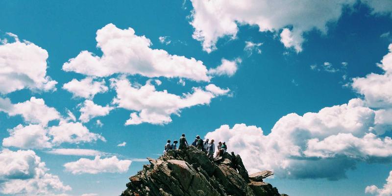 米姆谈：算法如何重塑社区文化，短视频平台如何精准“喂养”并加速迷因变异